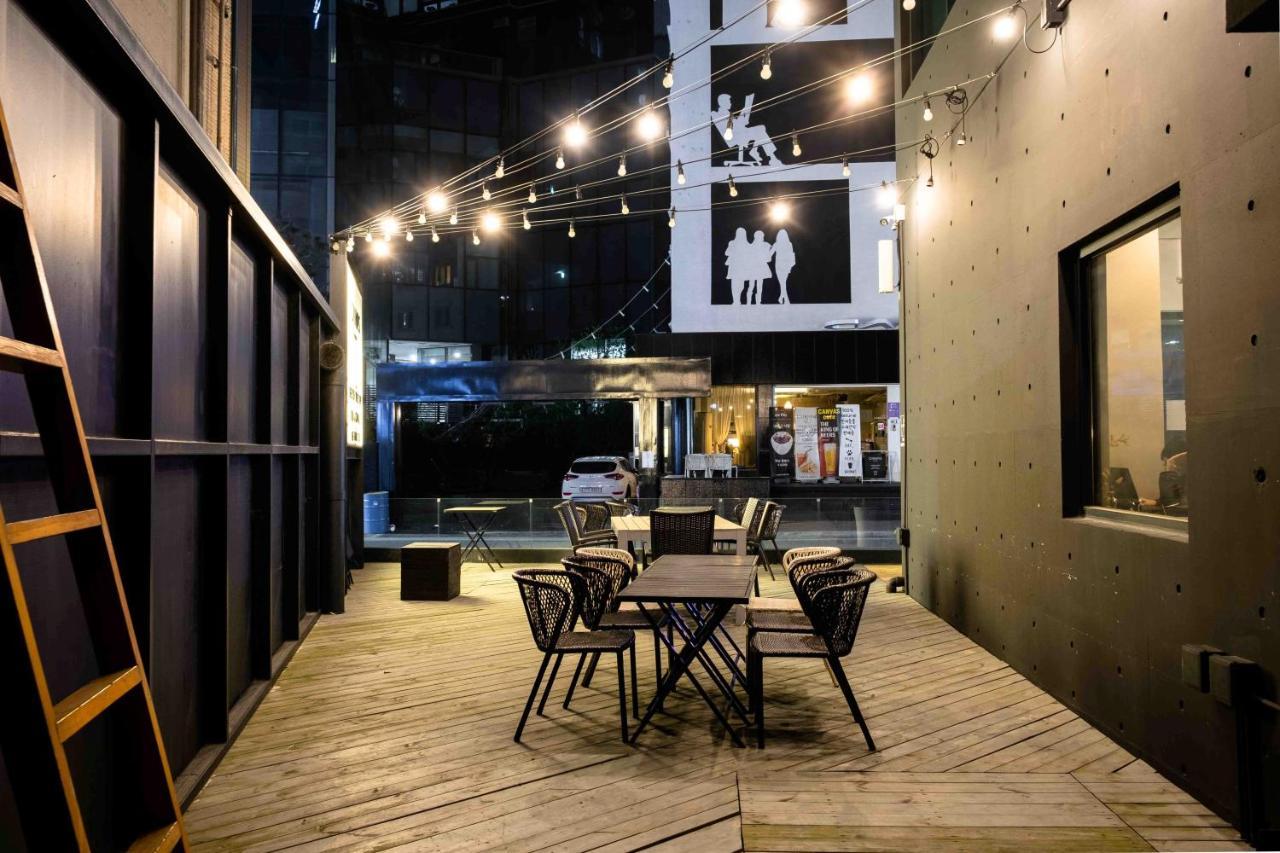 Canvas Black Guesthouse بوسان المظهر الخارجي الصورة