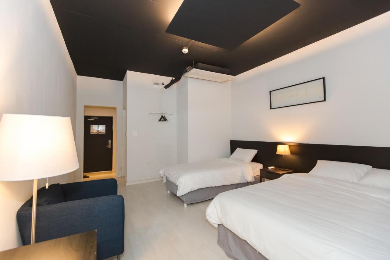 Canvas Black Guesthouse بوسان المظهر الخارجي الصورة